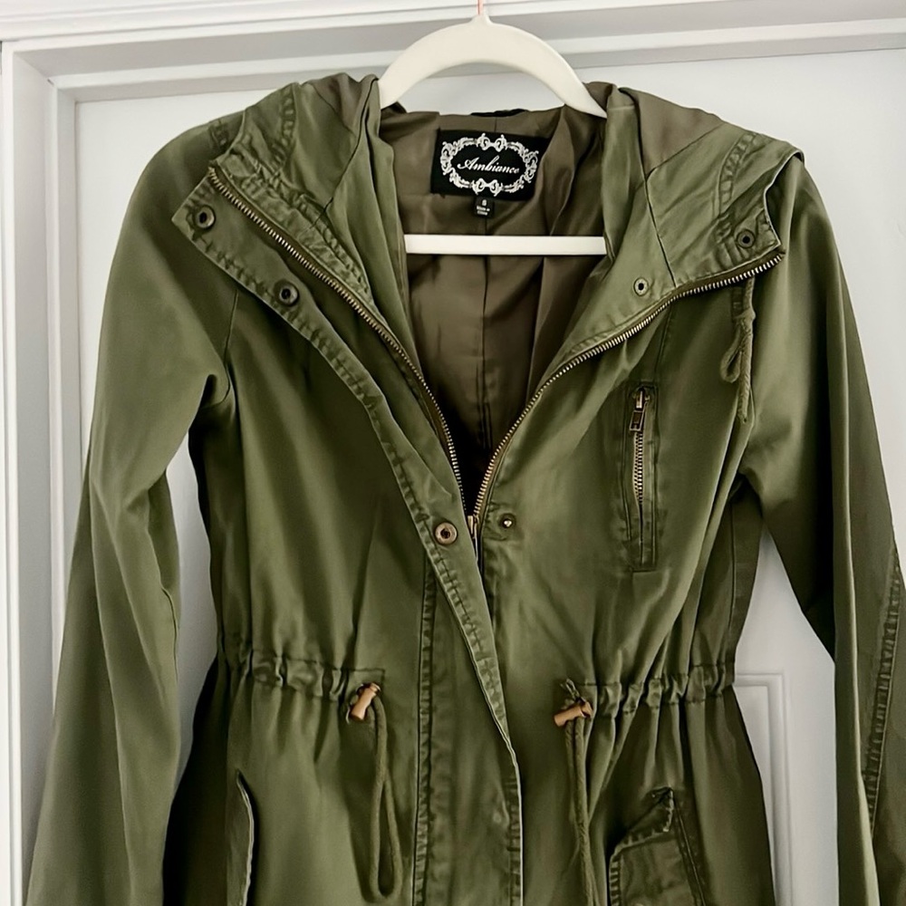 🍎 Bohme Military Green Hooded Jacket - Picture 3 of 8